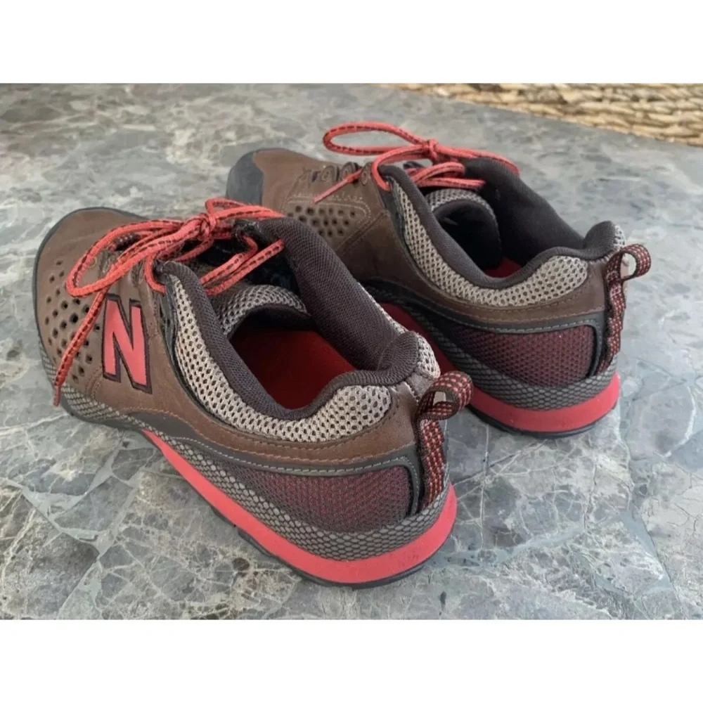 New Balance 700 Hiking Trail Running Athletic Shoes MT700LR Mens Size 7D Wns 8.5